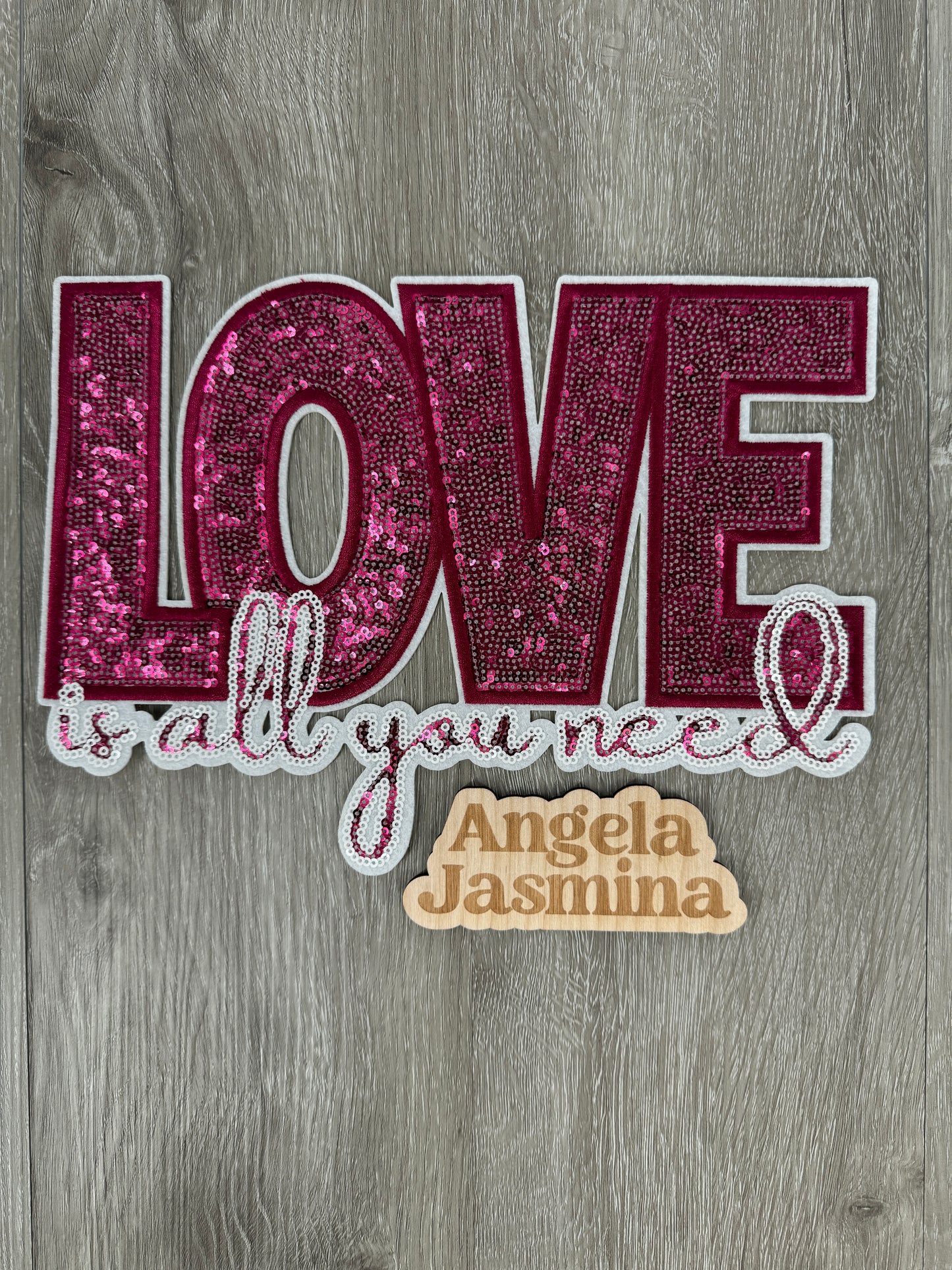 Love is all you need Sequins Patch